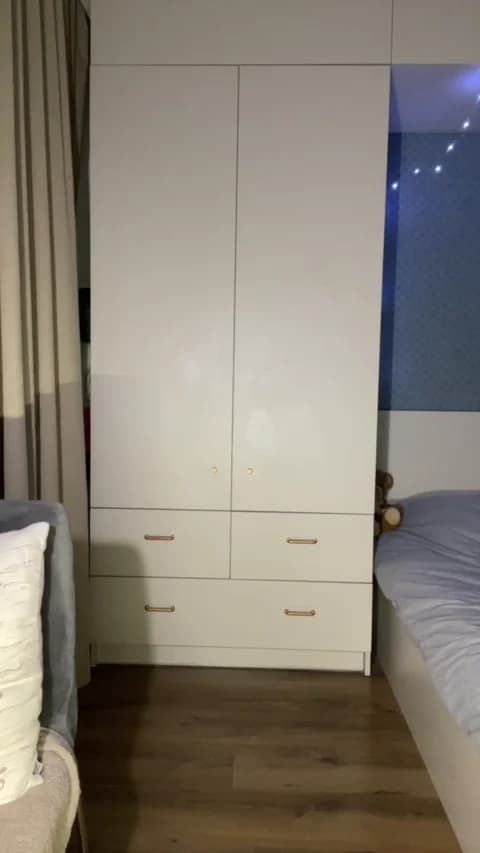 -wowFox- HD Camrip • 53min • 2026-01-21 19:03