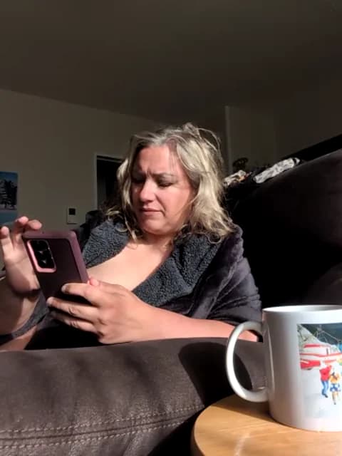 Canadian_BBW HD Camrip • 78min • 2026-06-04 15:43
