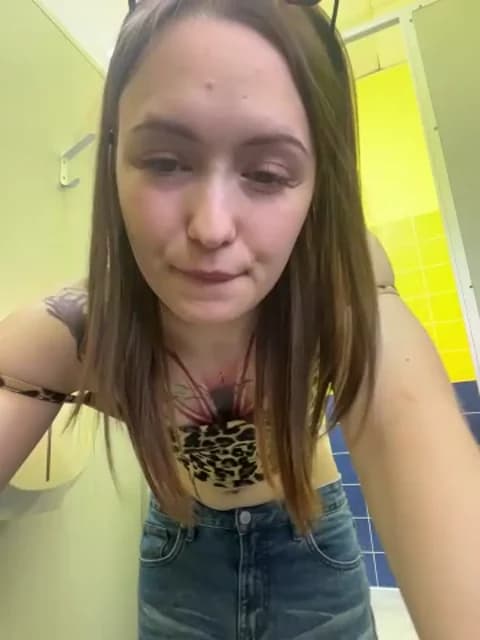 EliteBitch HD Camrip • 32min • 2026-05-19 07:40