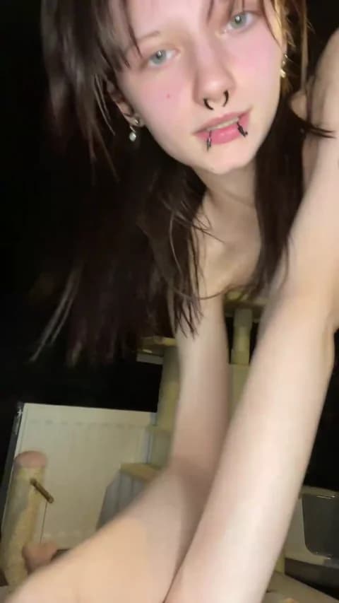 EtherealGoth HD Camrip • 31min • 2026-04-02 22:01