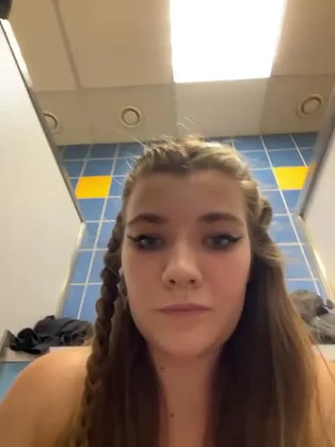 Holy_Tereza HD Camrip • 34min • 2026-01-14 19:54