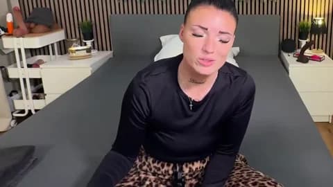 LizaRoxx HD Camrip • 31min • 2026-01-11 03:46