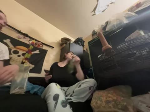 Snowbunnycake_131 HD Camrip • 76min • 2026-01-13 11:46