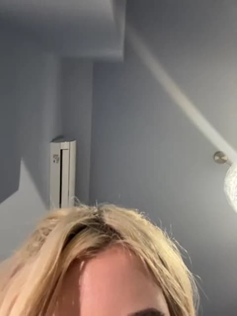 Steffi_Snowbunny HD Camrip • 30min • 2026-01-11 23:30