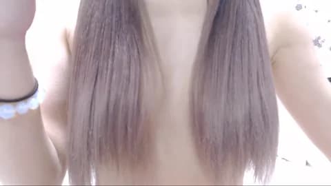 _hiyor_ HD Camrip • 34min • 2026-01-16 19:28