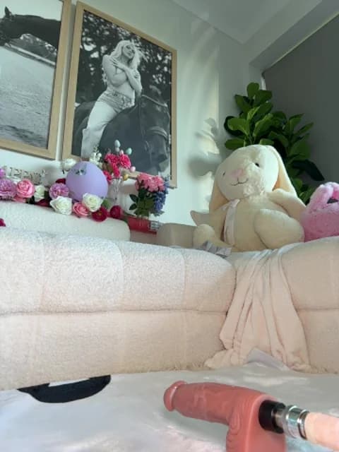 aus_queen HD Camrip • 61min • 2026-04-20 06:20