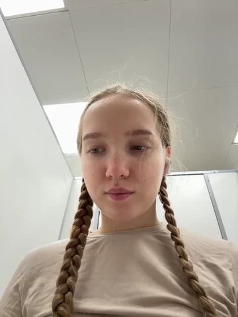 bambi_lu HD Camrip • 51min • 2026-01-20 21:15