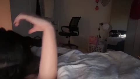 lunarose17 HD Camrip • 64min • 2026-01-20 02:16