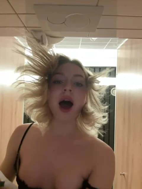 melissa_grr HD Camrip • 50min • 2026-01-19 17:40