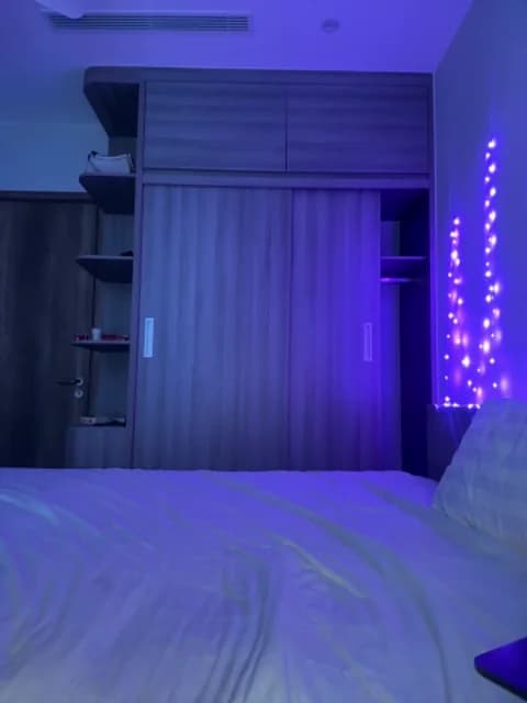 sarahsparkles20 HD Camrip • 68min • 2026-05-31 24:32